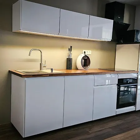 Kenesea Semesterbostad